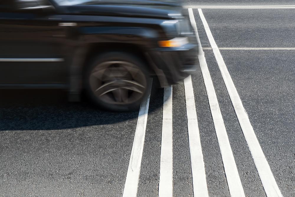 Ilustrasi rumble strip di jalan tol
