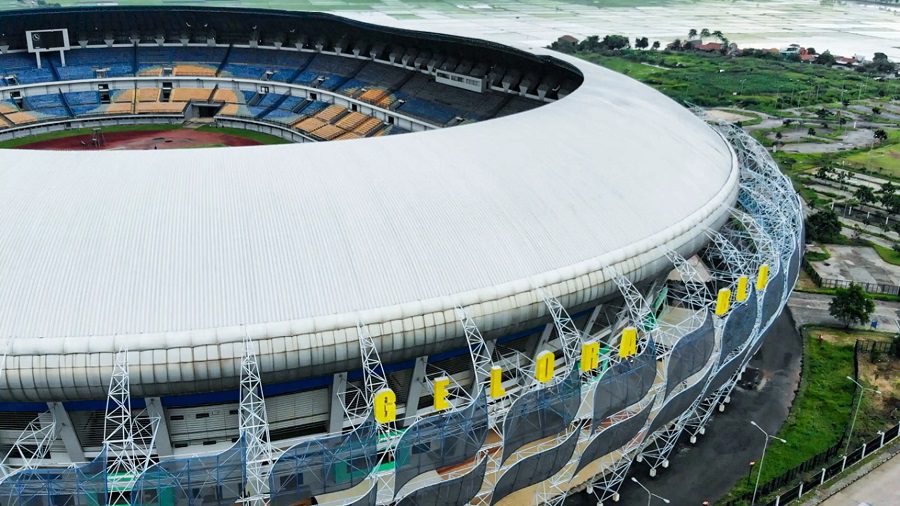 Stadion Besar di Indonesia