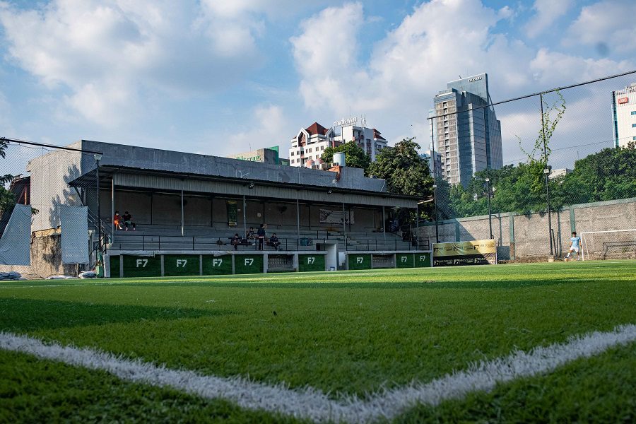 Lapangan Sepak Bola di Jakarta