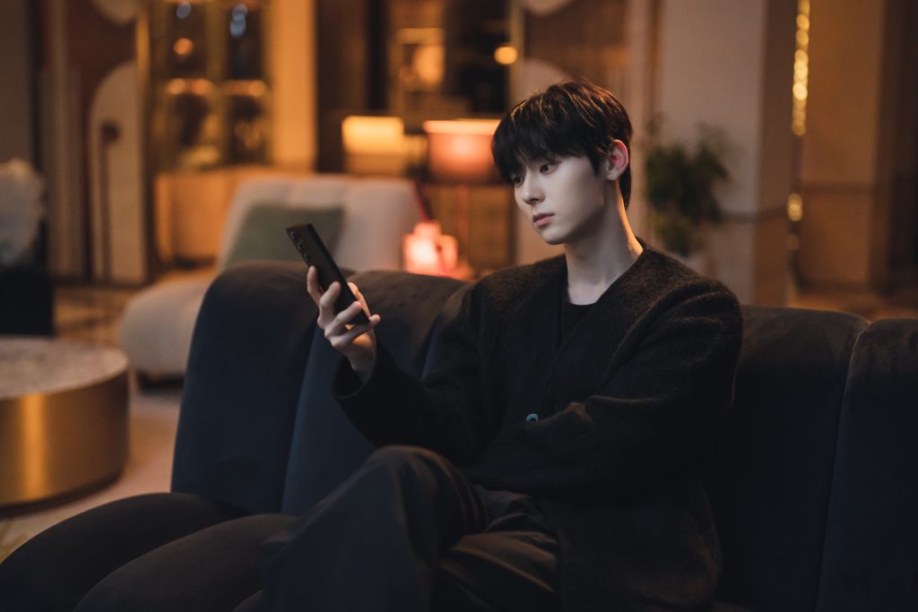 hwang min-hyun