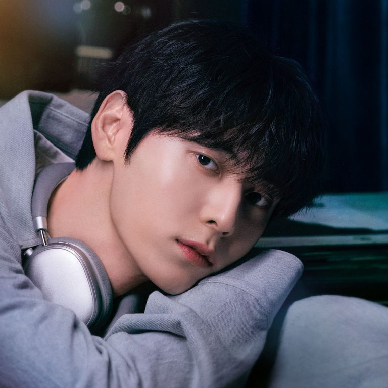 hwang min hyun